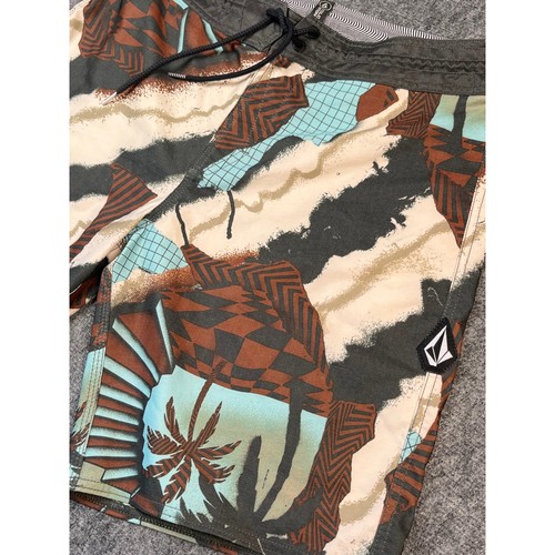 Volcom mysto stoneys board - volcom,